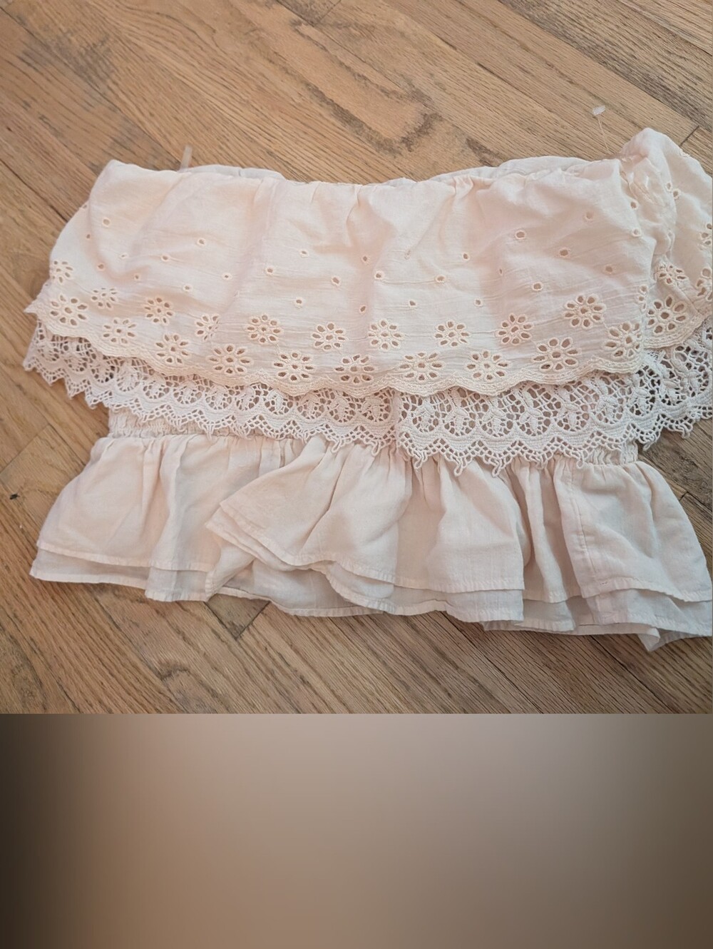 American Eagle Women’s XL Ivory Eyelet Lace Ruffle Tank Top Boho Cottagecore